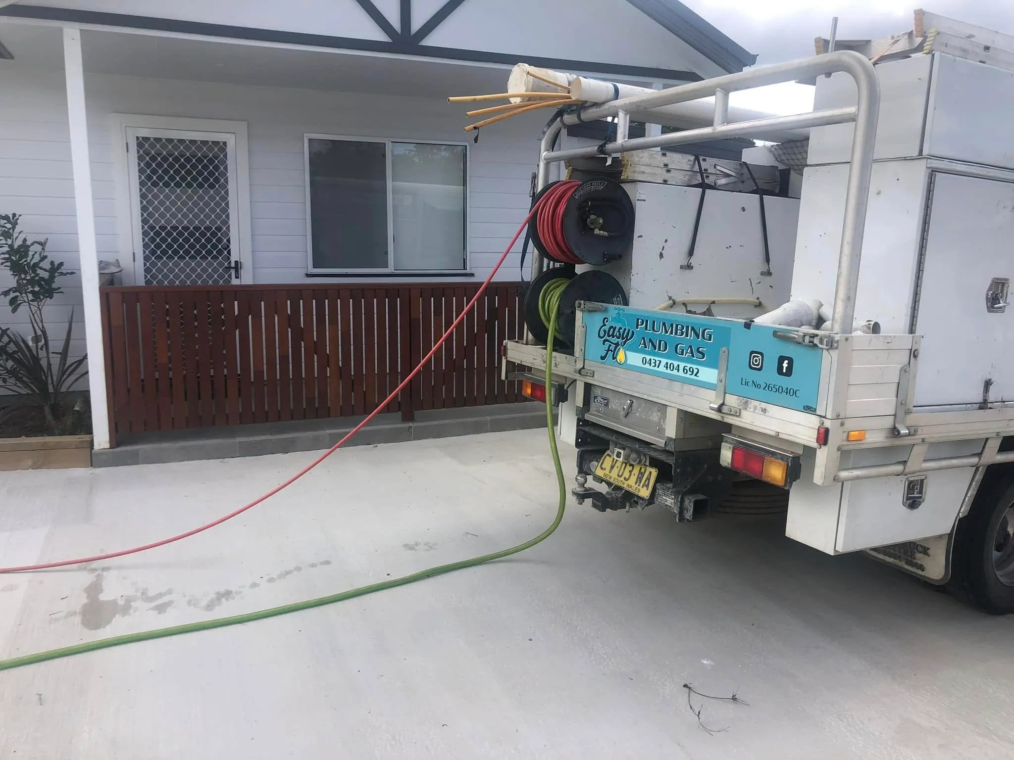 Easy Flo Plumbing and gas Taree Truck